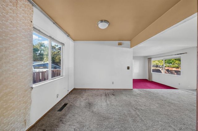 2100 Camino De Los Robles, Menlo Park, CA 94025