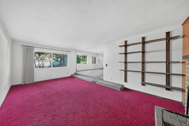 2100 Camino De Los Robles, Menlo Park, CA 94025