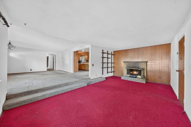 2100 Camino De Los Robles, Menlo Park, CA 94025