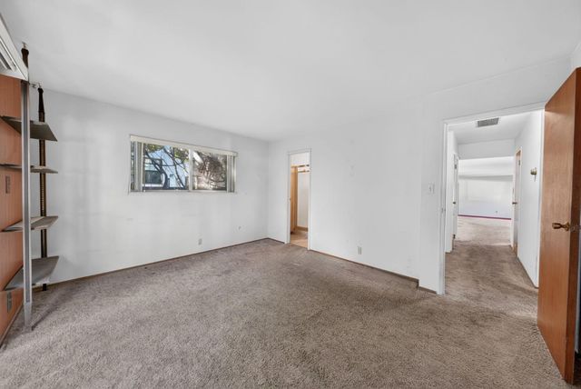 2100 Camino De Los Robles, Menlo Park, CA 94025