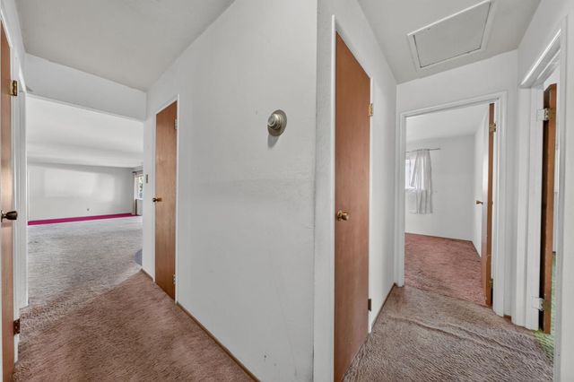 2100 Camino De Los Robles, Menlo Park, CA 94025