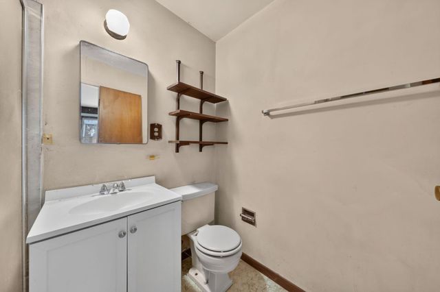 2100 Camino De Los Robles, Menlo Park, CA 94025