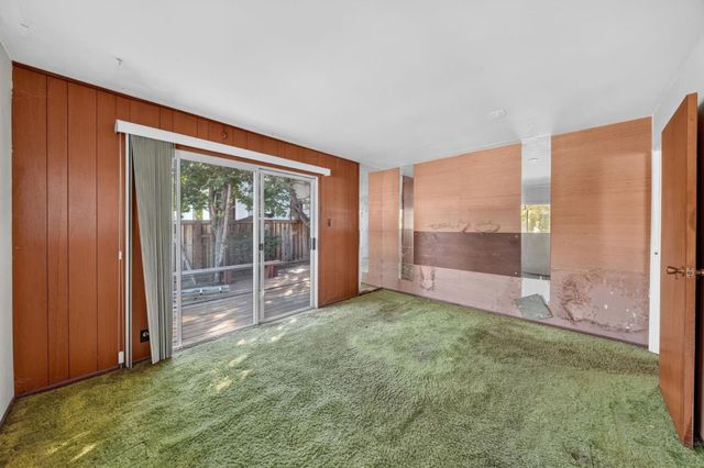 2100 Camino De Los Robles, Menlo Park, CA 94025