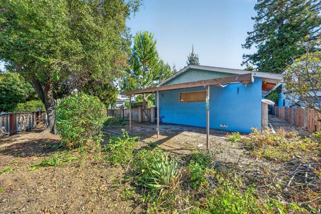 2100 Camino De Los Robles, Menlo Park, CA 94025