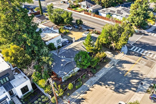 2100 Camino De Los Robles, Menlo Park, CA 94025