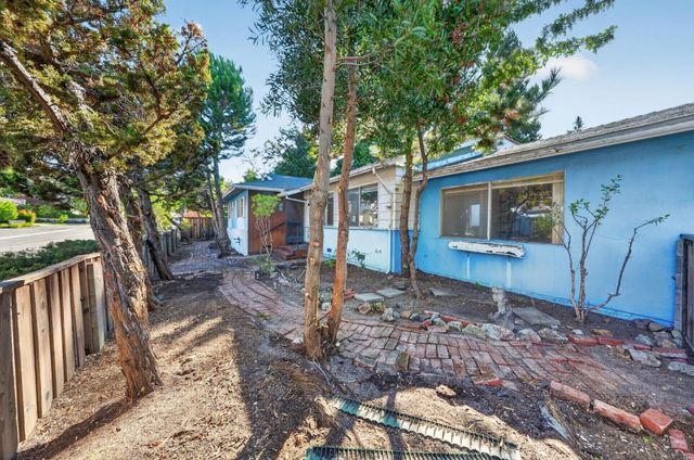 2100 Camino De Los Robles, Menlo Park, CA 94025