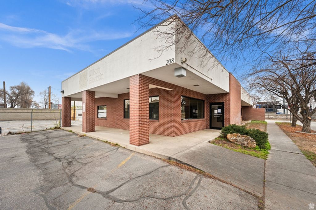 208 W LUCY, Salt Lake City, UT 84101