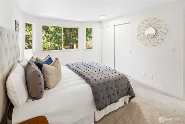 18526 16th Avenue NE, Shoreline, WA 98155