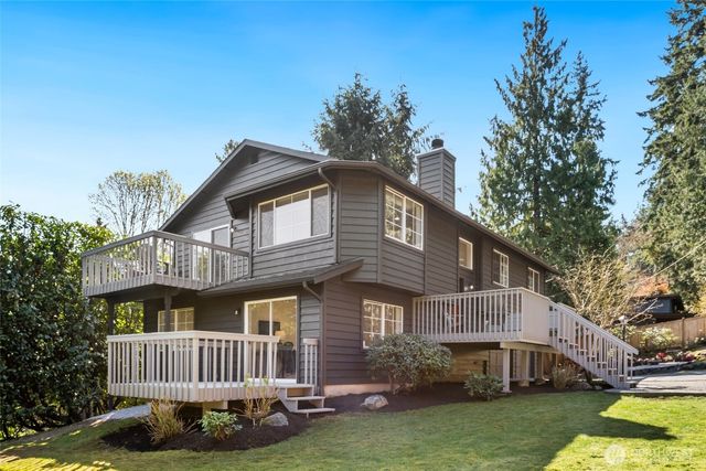 18526 16th Avenue NE, Shoreline, WA 98155