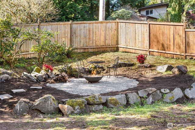 18526 16th Avenue NE, Shoreline, WA 98155