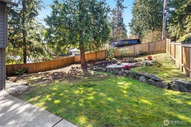 18526 16th Avenue NE, Shoreline, WA 98155