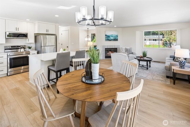 18526 16th Avenue NE, Shoreline, WA 98155