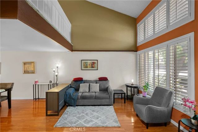 16745 Vanowen, Los Angeles, CA 91406