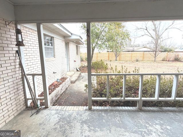 1303 Meadows Lane, Vidalia, GA 30474