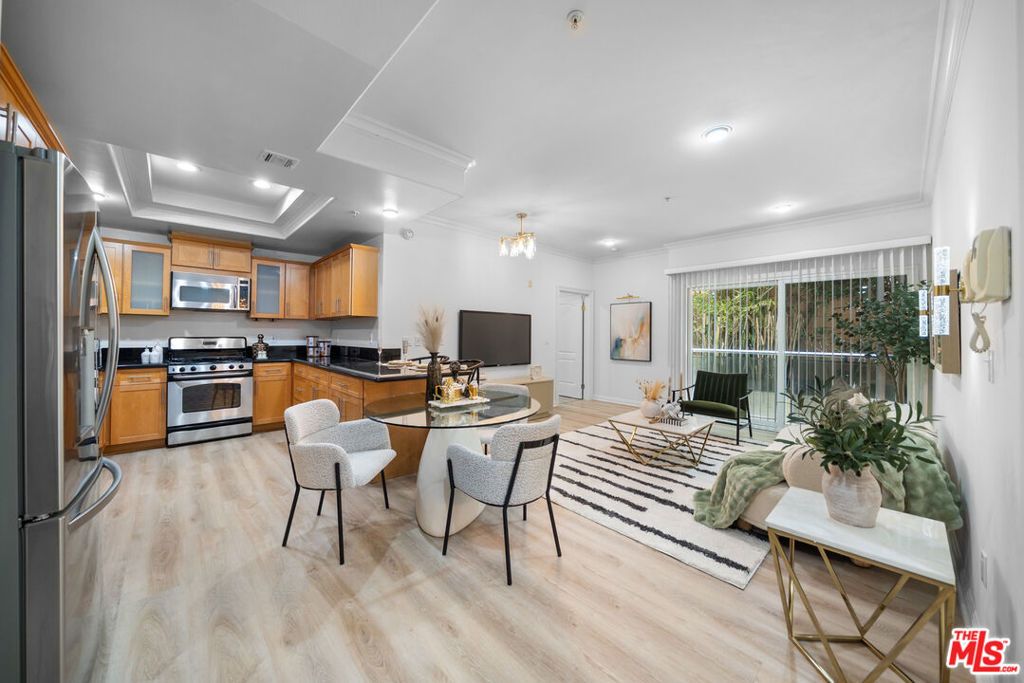 1128 S Serrano Avenue 104, Los Angeles, CA 90006 — exterior
