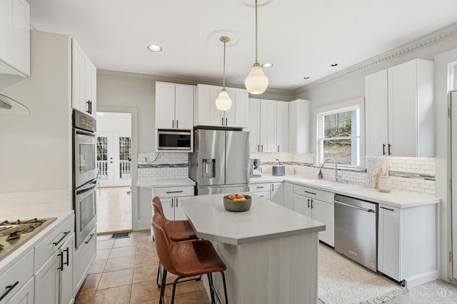 3608 Archer Avenue, Cincinnati, OH 45208