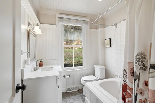 3608 Archer Avenue, Cincinnati, OH 45208