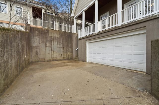 3608 Archer Avenue, Cincinnati, OH 45208