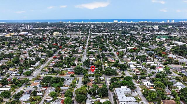 2446 Mckinley St, Hollywood, FL 33020