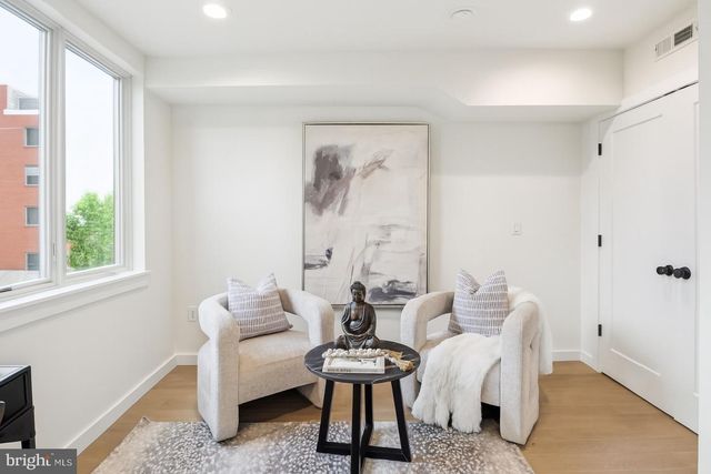 610 N BRENNA WALK, Philadelphia, PA 19123