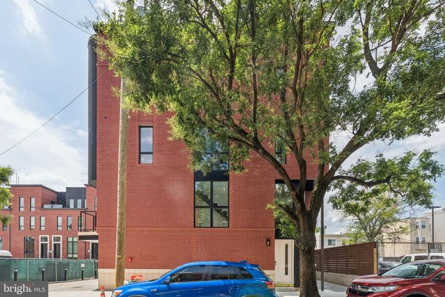 610 N BRENNA WALK, Philadelphia, PA 19123