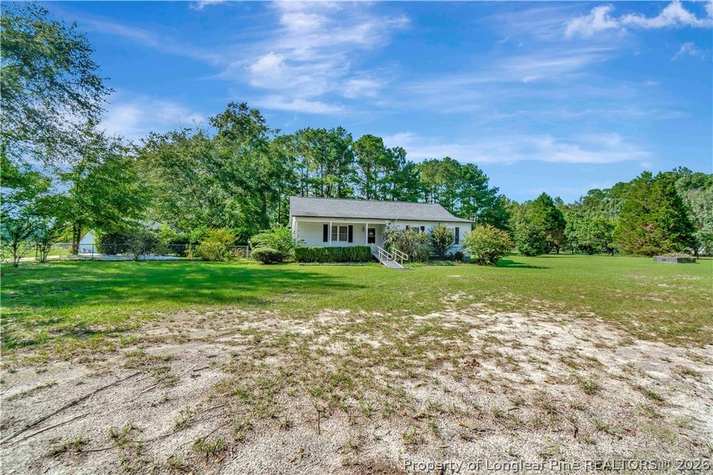 223 Broadwell Road, St Pauls, NC 28384 — photo 2