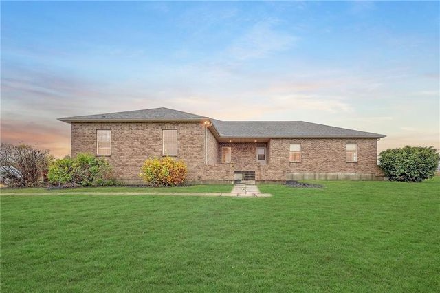 33270 Switzer Road, Paola, KS 66071
