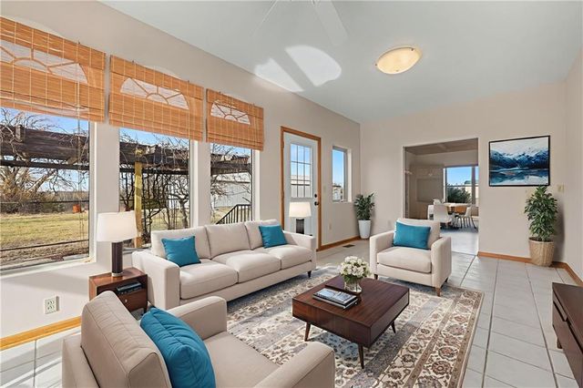 33270 Switzer Road, Paola, KS 66071