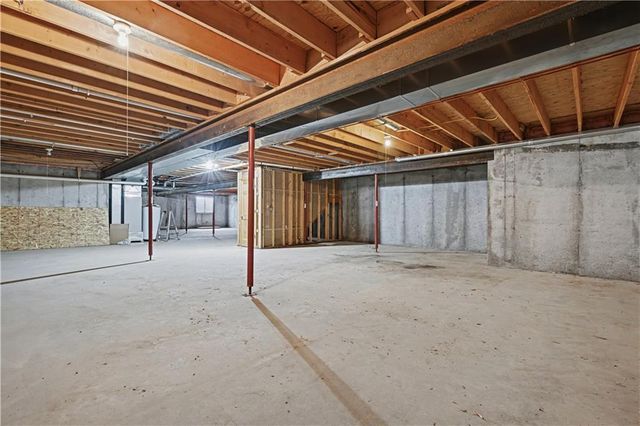 33270 Switzer Road, Paola, KS 66071