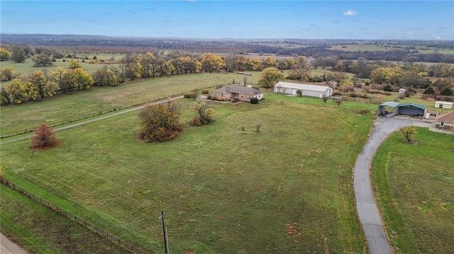 33270 Switzer Road, Paola, KS 66071