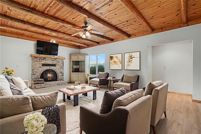 33270 Switzer Road, Paola, KS 66071