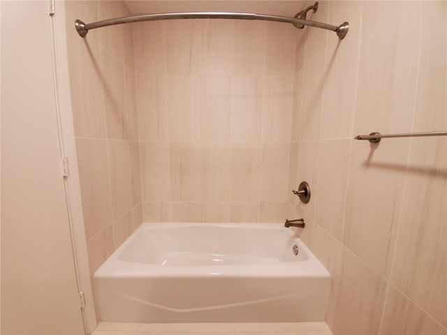 5015 EASTCHESTER DRIVE, Sarasota, FL 34234