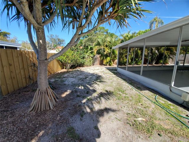 5015 EASTCHESTER DRIVE, Sarasota, FL 34234