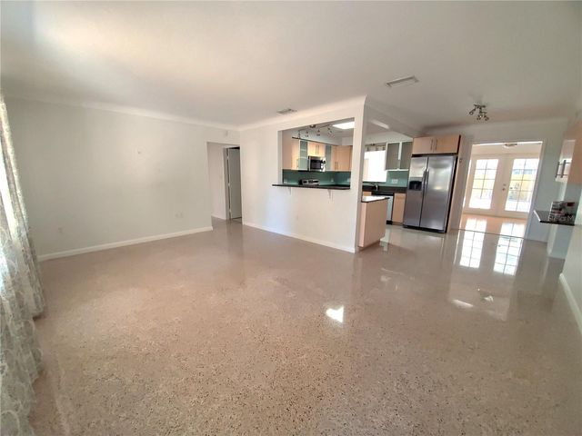 5015 EASTCHESTER DRIVE, Sarasota, FL 34234