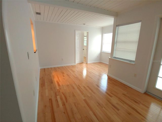 5015 EASTCHESTER DRIVE, Sarasota, FL 34234