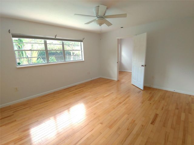 5015 EASTCHESTER DRIVE, Sarasota, FL 34234