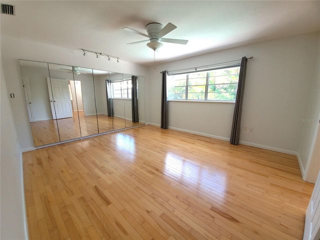 5015 EASTCHESTER DRIVE, Sarasota, FL 34234