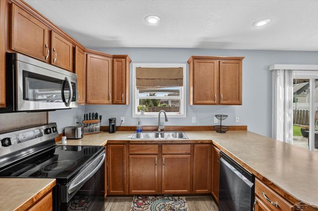 8914 Cottonwood Drive, Tittabawassee Twp, MI 48623