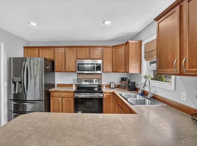 8914 Cottonwood Drive, Tittabawassee Twp, MI 48623