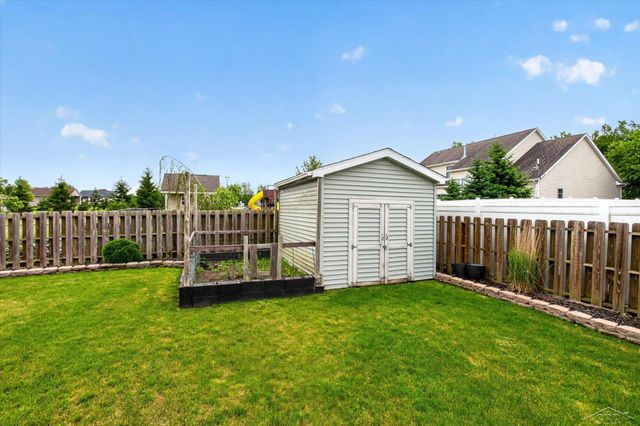 8914 Cottonwood Drive, Tittabawassee Twp, MI 48623