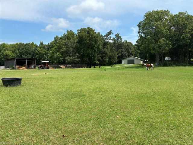 6967 Garrett Store Road, Liberty, NC 27298