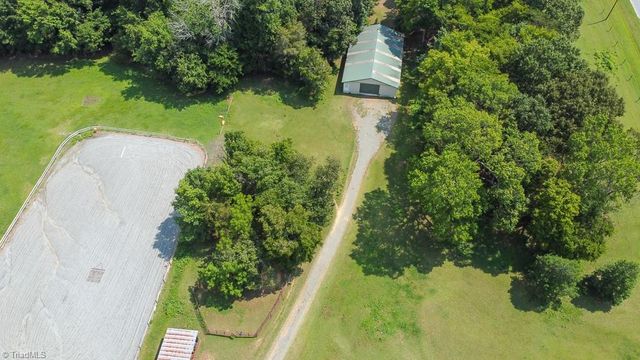 6967 Garrett Store Road, Liberty, NC 27298
