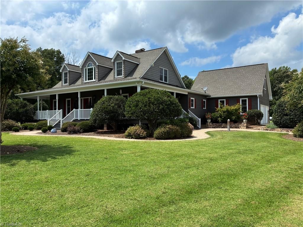 6967 Garrett Store Road, Liberty, NC 27298