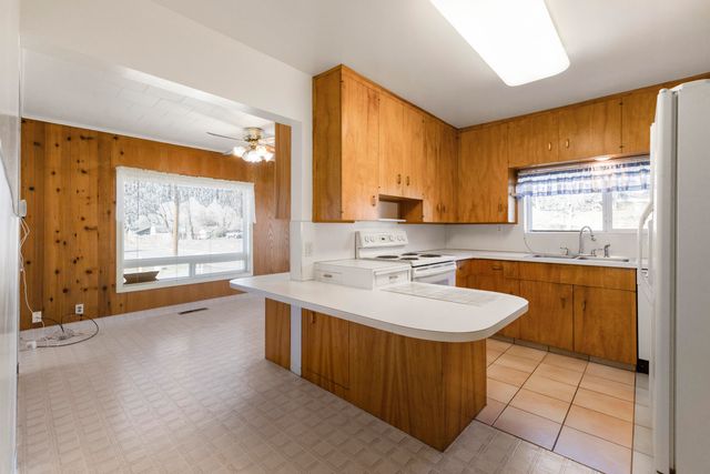 207 S Wendling Street, Klamath Falls, OR 97601