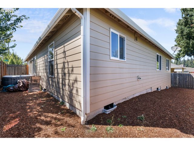 2803 Ne 121ST Ct, Vancouver, WA 98682