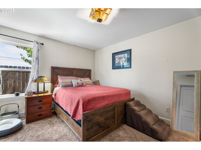 2803 Ne 121ST Ct, Vancouver, WA 98682