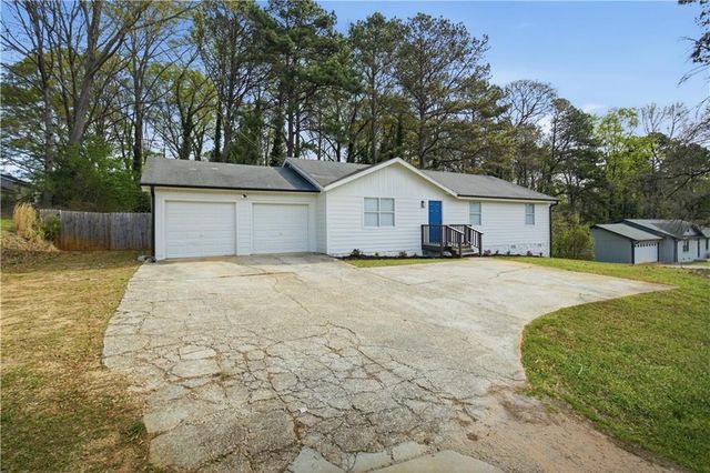 4954 Browns Mill Road, Lithonia, GA 30038