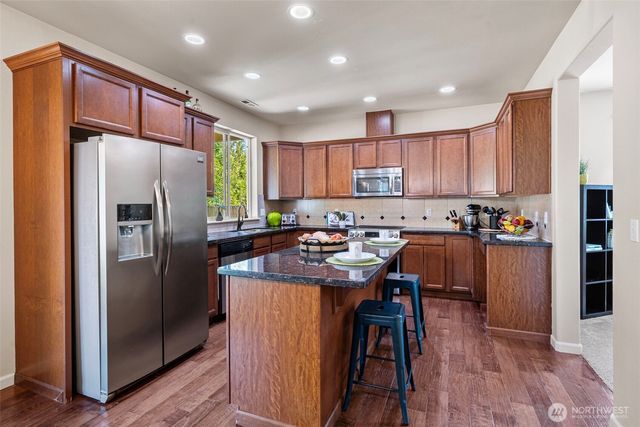 15445 Kayla Street SE, Yelm, WA 98597