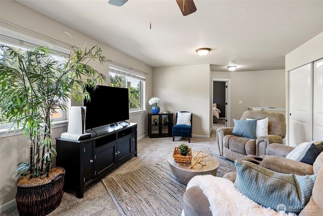 15445 Kayla Street SE, Yelm, WA 98597