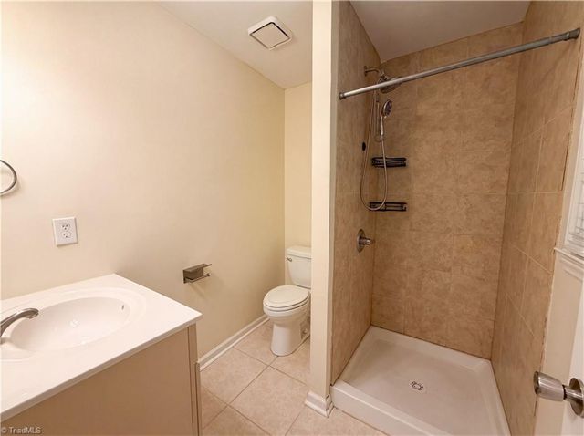 2815 Midpines Drive, Winston-salem, NC 27127